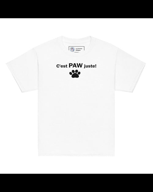 T-shirt enfant blanc « C’est PAW juste! », vue du vêtement entier de face.